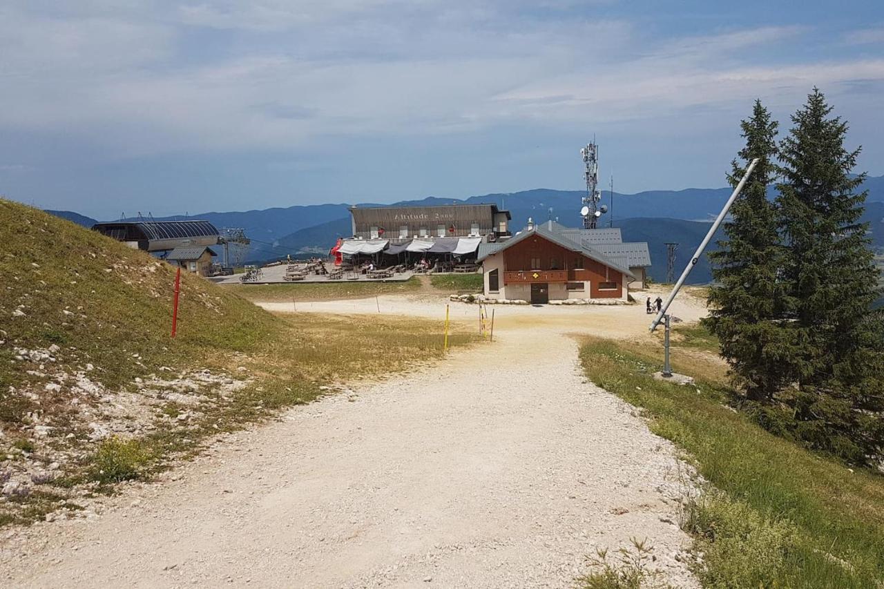Studio Chaleureux Aux Pieds Des Pistes De Ski Des Glovettes 维拉尔-德朗 外观 照片